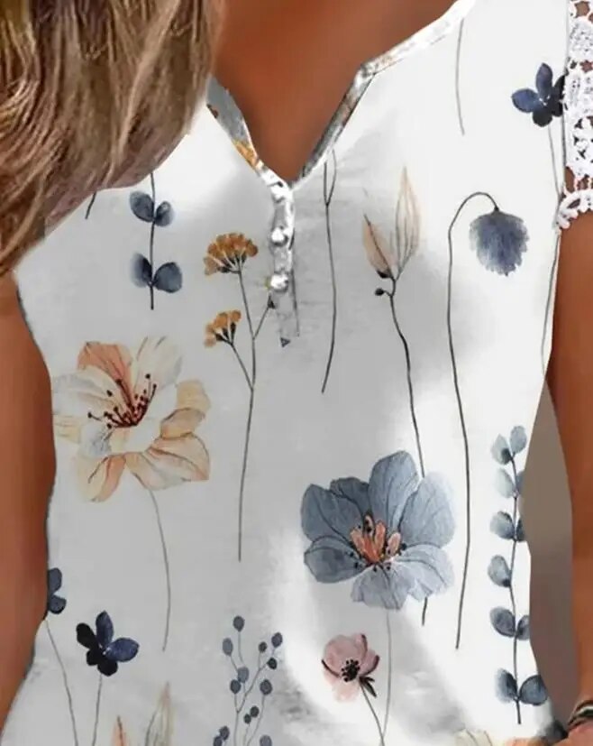 Camiseta Floral Estampada Feminina Riaga