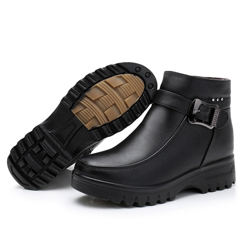 Bota Feminina Cano Curto Fashion